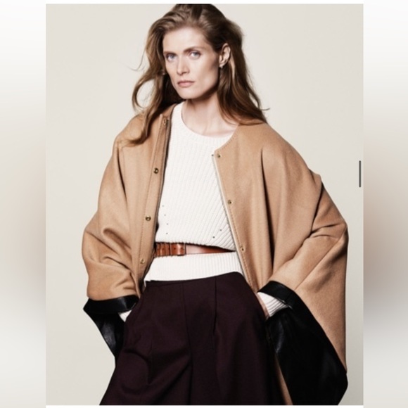 Club Monaco wool Leather trimmed Poncho - Picture 2 of 11